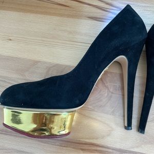 Charlotte Olympia Dolly pumps Size 39.5